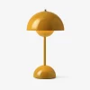 Flowerpot oppladbar bordlampe VP9, sennep